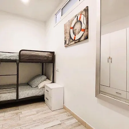 Agaete Parque: Vista Piscina Apartamento Playa del Inglés